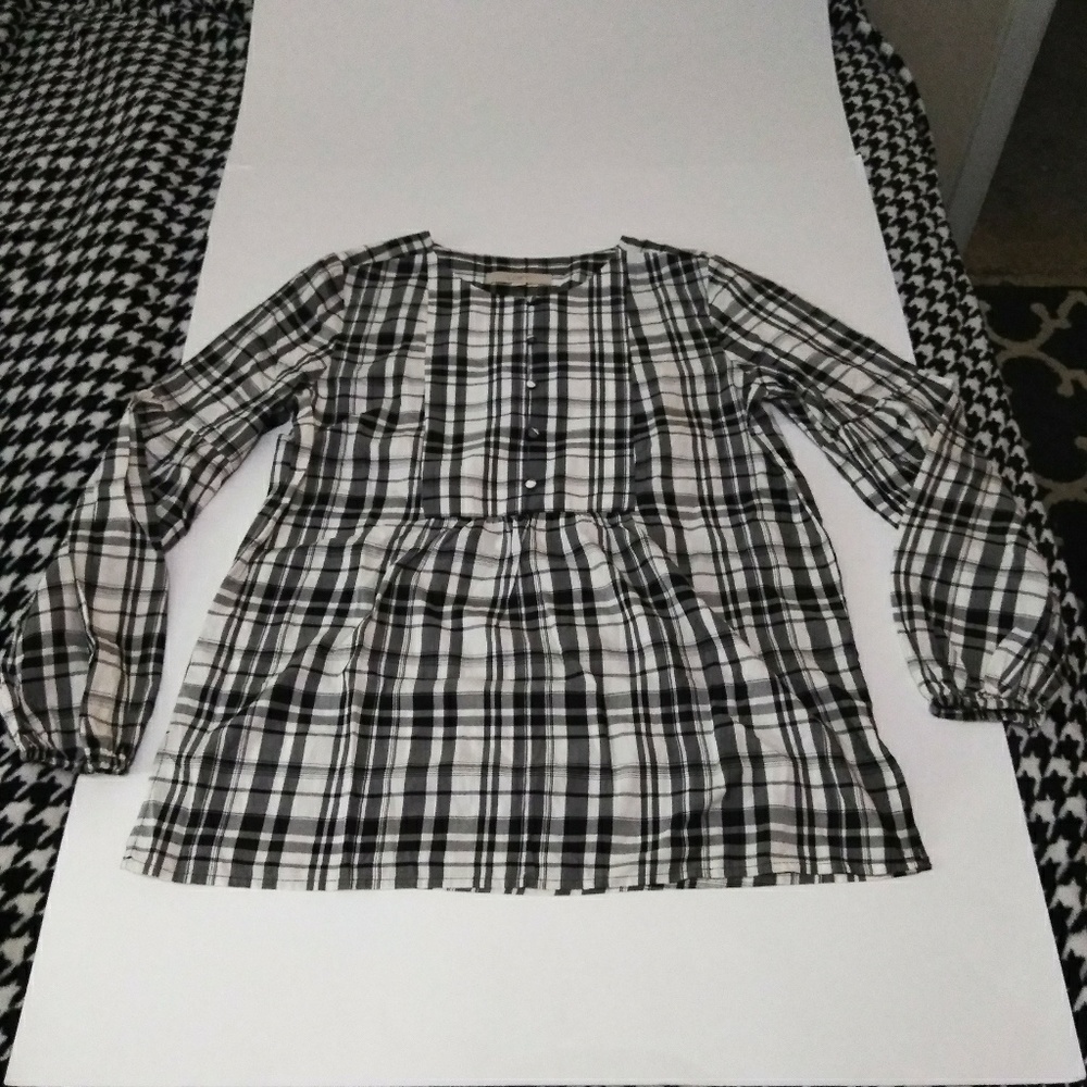 Loft Black And White Plaid Long Sleeve Top